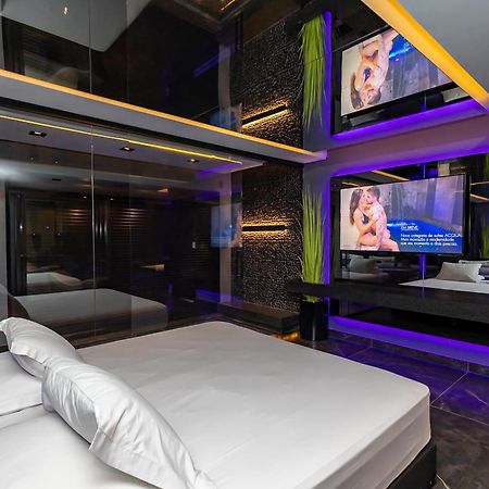 Poeme Motel By Drops Сан-Жозе-дус-Пиньяйс Экстерьер фото