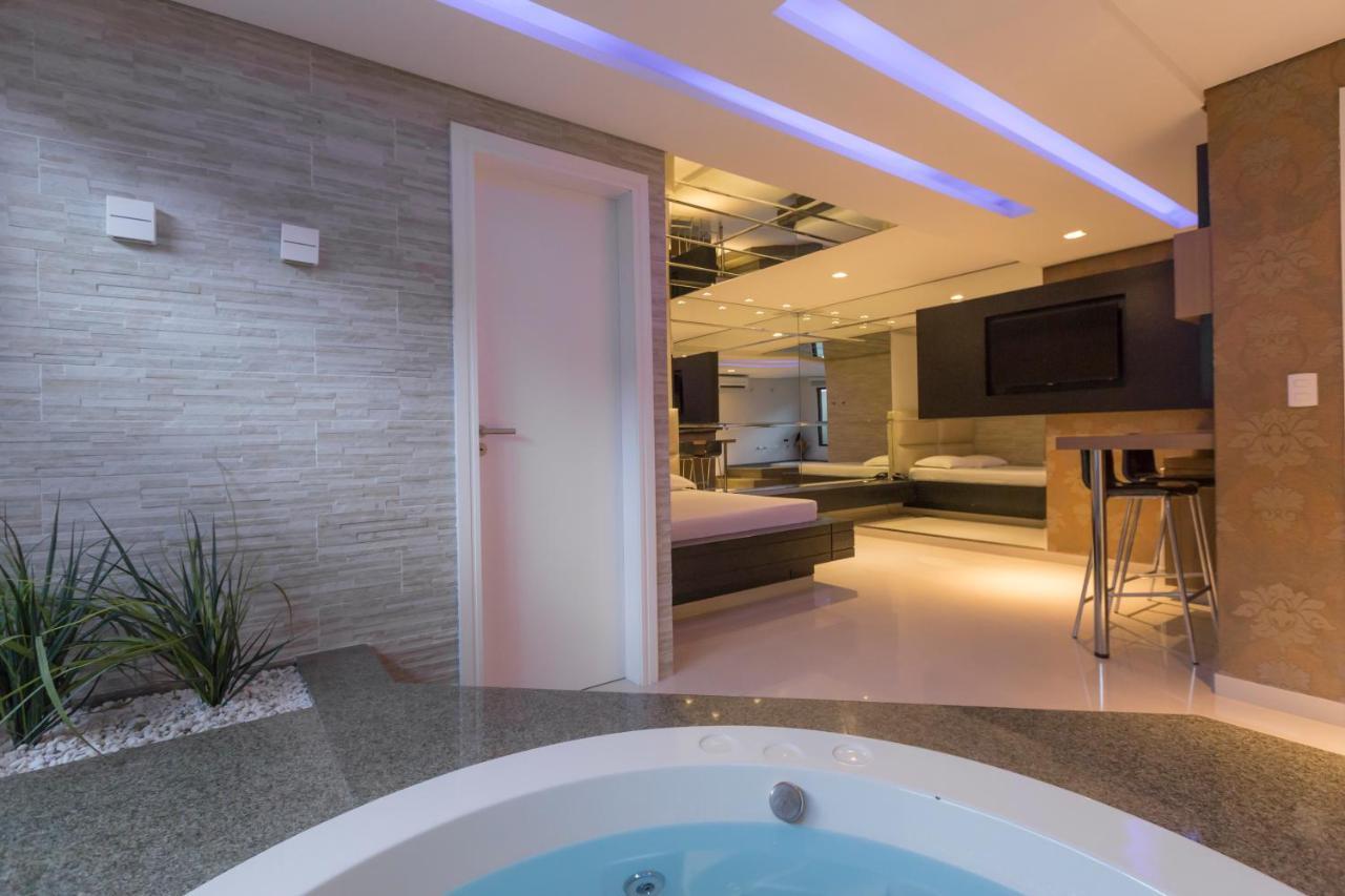 Poeme Motel By Drops Сан-Жозе-дус-Пиньяйс Экстерьер фото